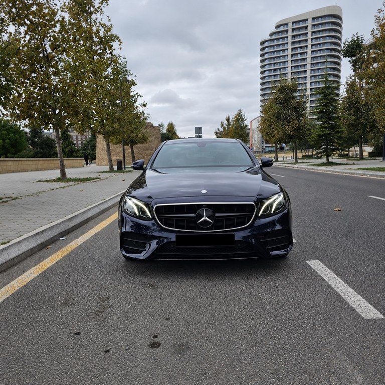 Mercedes E 200 4MATIC, 2.0 L, 2017 il, 123 000 km — Avtomobillər, Bakı