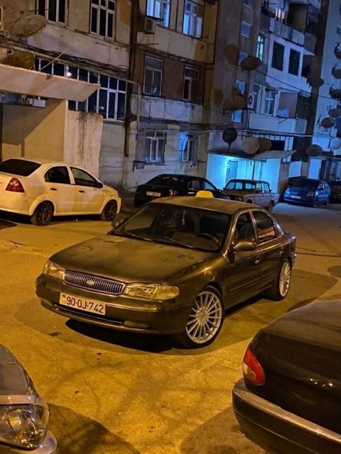 Kia Clarus, 2.0 L, 1997 il, 280 184 km — Bakı