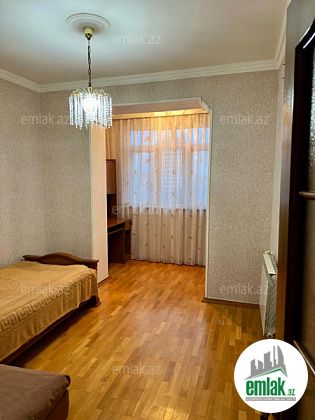 Satılır 3 otaqlı 70 m² köhnə tikili Əhmədli m — Mənzil (3)