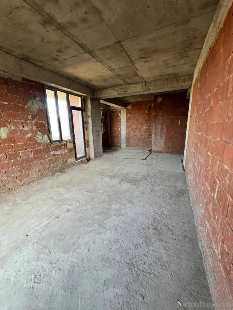 Satılır 2 otaqlı Mənzil Yeni tikili 60 m² Bakı, Binəqədi r., Azadlıq prospekti m., 8-ci mikrorayon — Mənzil, Bakı (8)