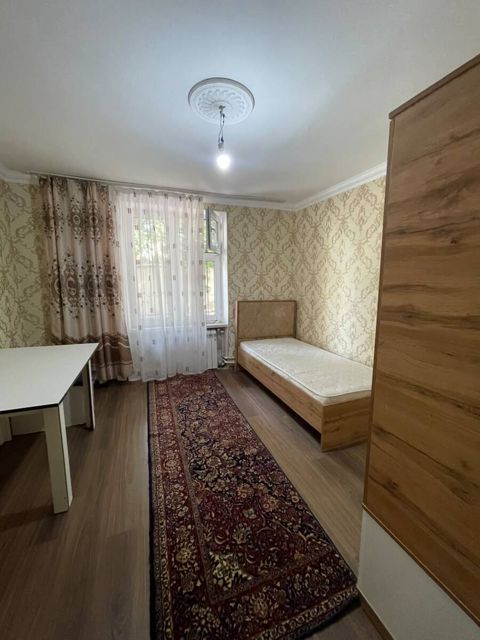 İcarəyə verilir 1 otaqlı köhnə tikili 20 m² — Bakı