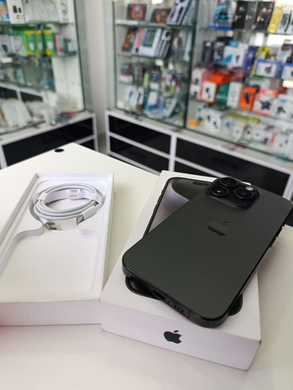 IPhone 15 Pro, 128 GB, Black Titanium, Zəmanət, Face ID, Sənədlərlə — Apple iPhone, Neftçala (2)