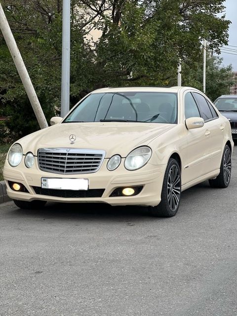 Mercedes E 220, 2.2 L, 2005 il, 400 000 km — Bakı