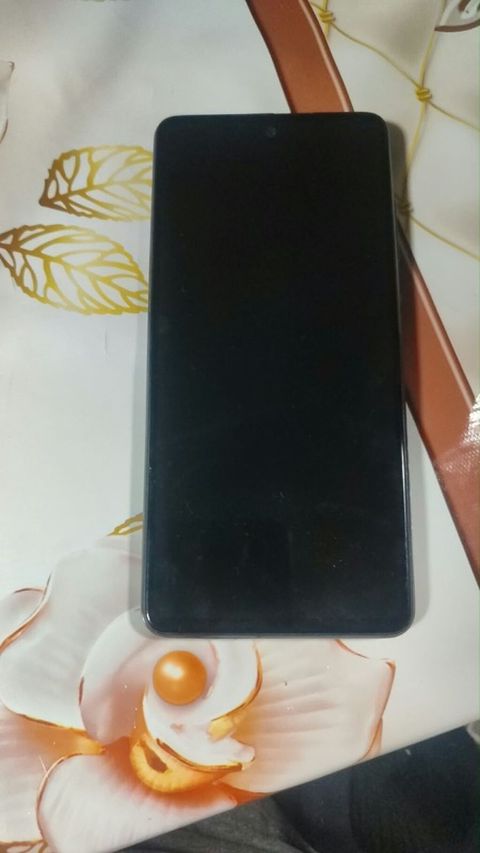 Samsung Galaxy A52, rəng - Qara, Barmaq izi — Şəki