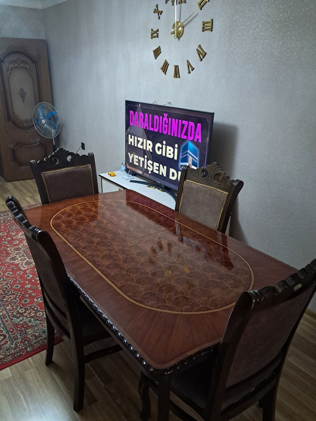 Yemək masası və 4 ədəd stul dəsti - Klassik üslubda, bərk ağac — Masalar və stullar, Sumqayıt (4)