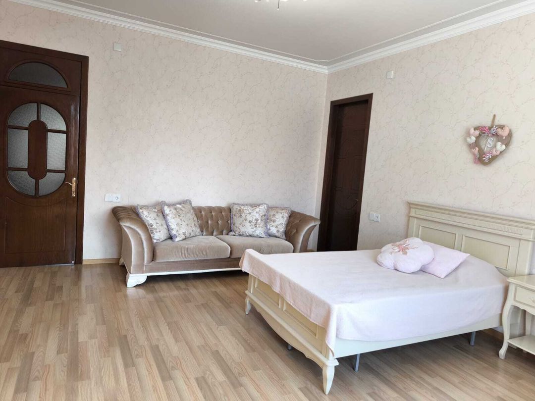 Satılır 4 otaqlı həyət evi/bağ evi 322 m² — Ev, villa, Bakı (8)