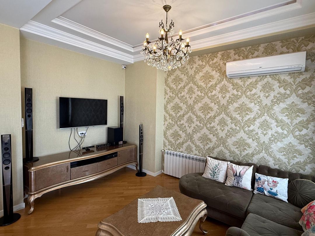 İcarəyə verilir 5 otaqlı yeni tikili 210 m² — Mənzil, Bakı (7)