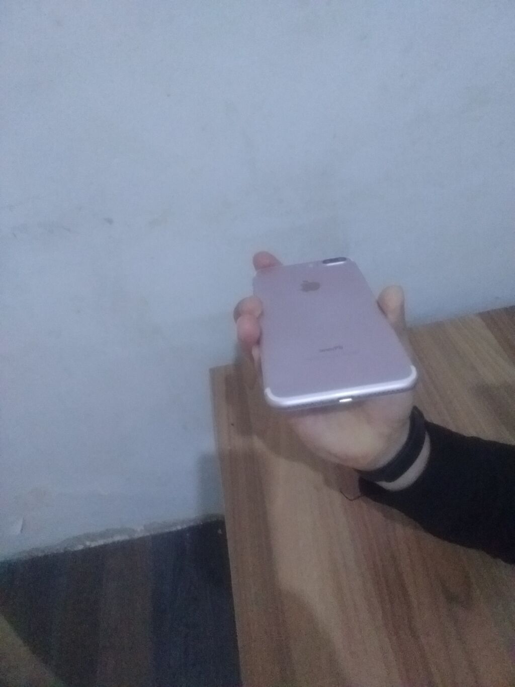 IPhone 7 Plus, Rose Gold, Barmaq izi — Apple iPhone, Bakı (3)