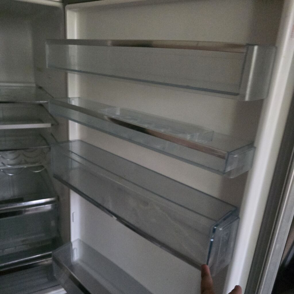 Bosch soyuducu Uzunluh 185cm eni 70cm dərinliki 72cm yeni soyuducu — Soyuducular, Bakı (4)