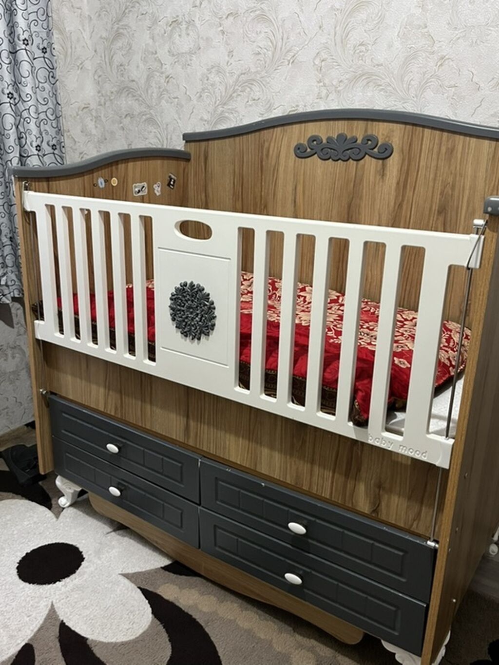 Oğlan və qız üçün, İşlənmiş, Dördbucaq, Beşik, Dəstsiz, Matras ilə, Yellənmə mexanizmsiz — Bəşikləri, Qobu (5)