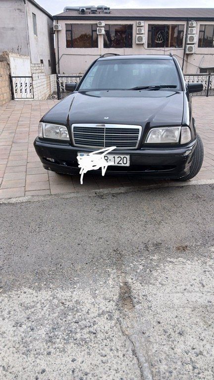 Mercedes C 180, 1.8 L, 2000 il, 357 000 km — Bakı