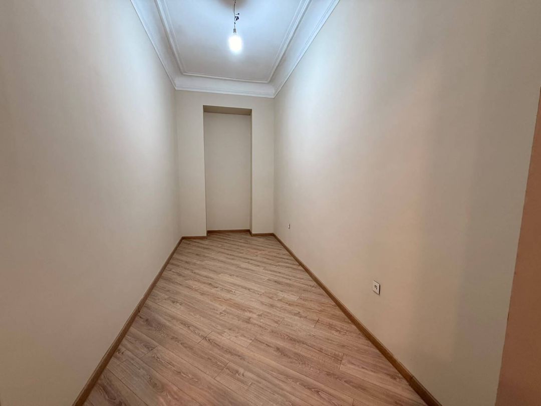 İcarəyə verilir 3 otaqlı köhnə tikili 80 m² — Mənzil, Bakı (5)
