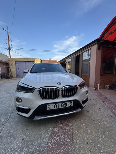 2016 BMW X1, 2.0 L, 2016, 199,000 km — Bakı