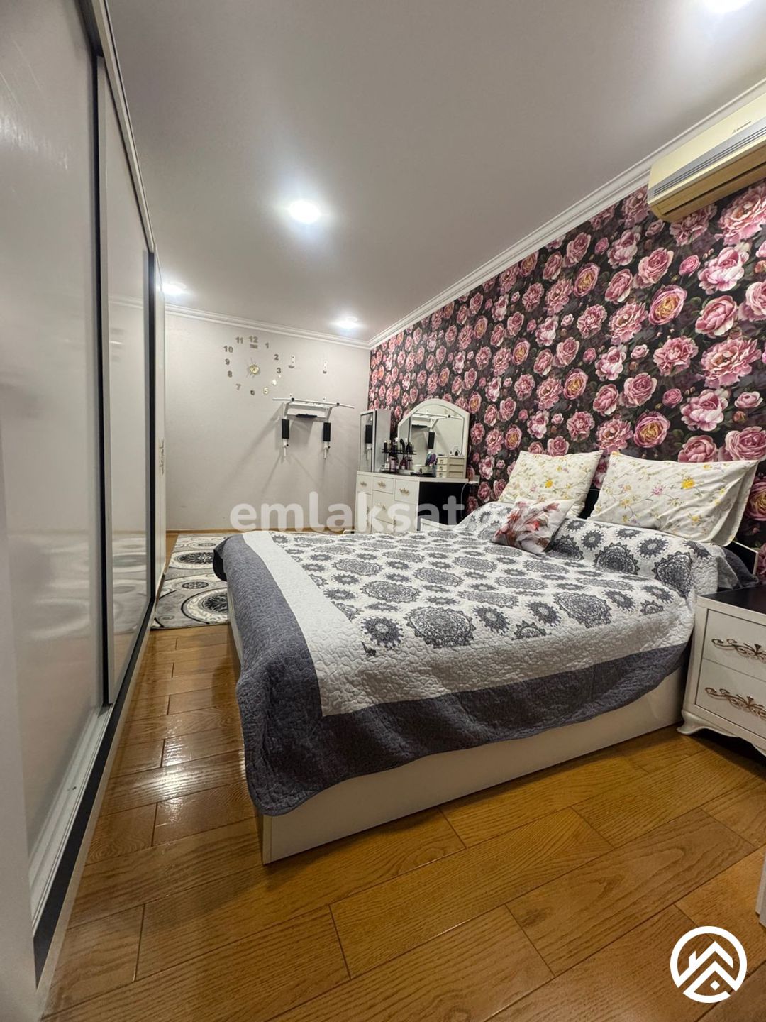 Satılır 4 otaq köhnə tikili 110 m², Yeni Günəşli — Mənzil, Bakı (7)