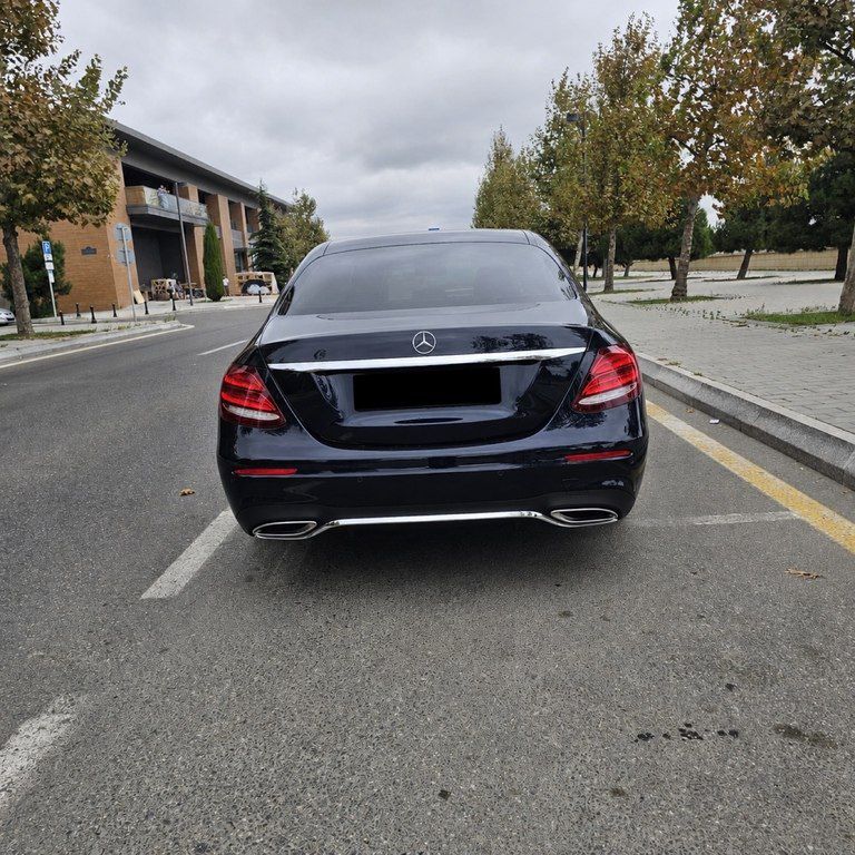 Mercedes E 200 4MATIC, 2.0 L, 2017 il, 123 000 km — Avtomobillər, Bakı (4)
