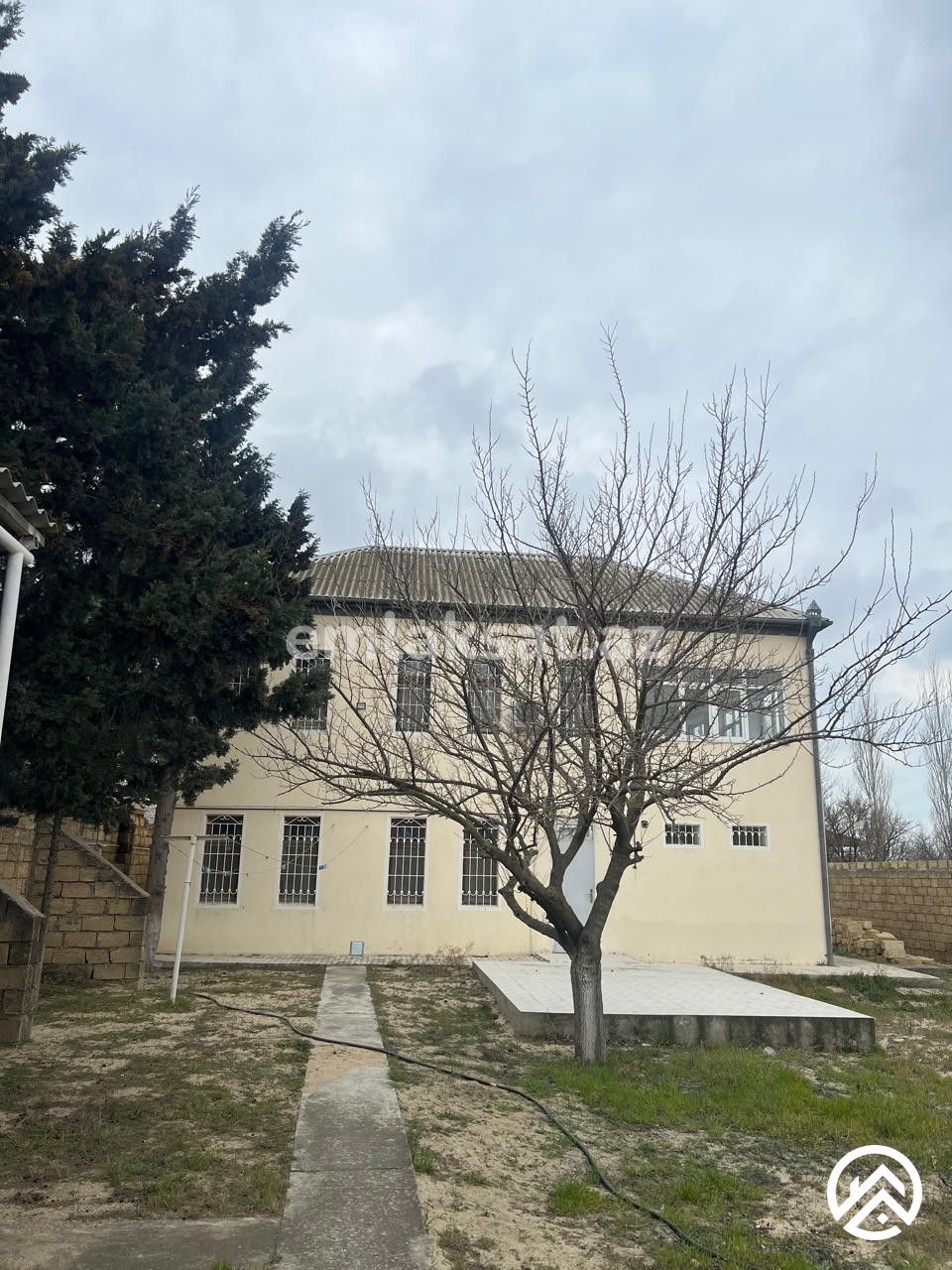 Satılır 5 otaq həyət evi / bağ evi 200 m², Novxanı — Ev, villa, Bakı