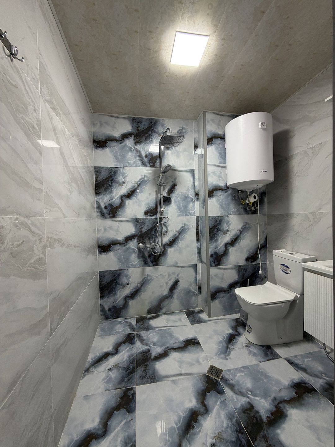 Satılır 2 otaqlı yeni tikili 60 m² — Mənzil, Bakı (9)