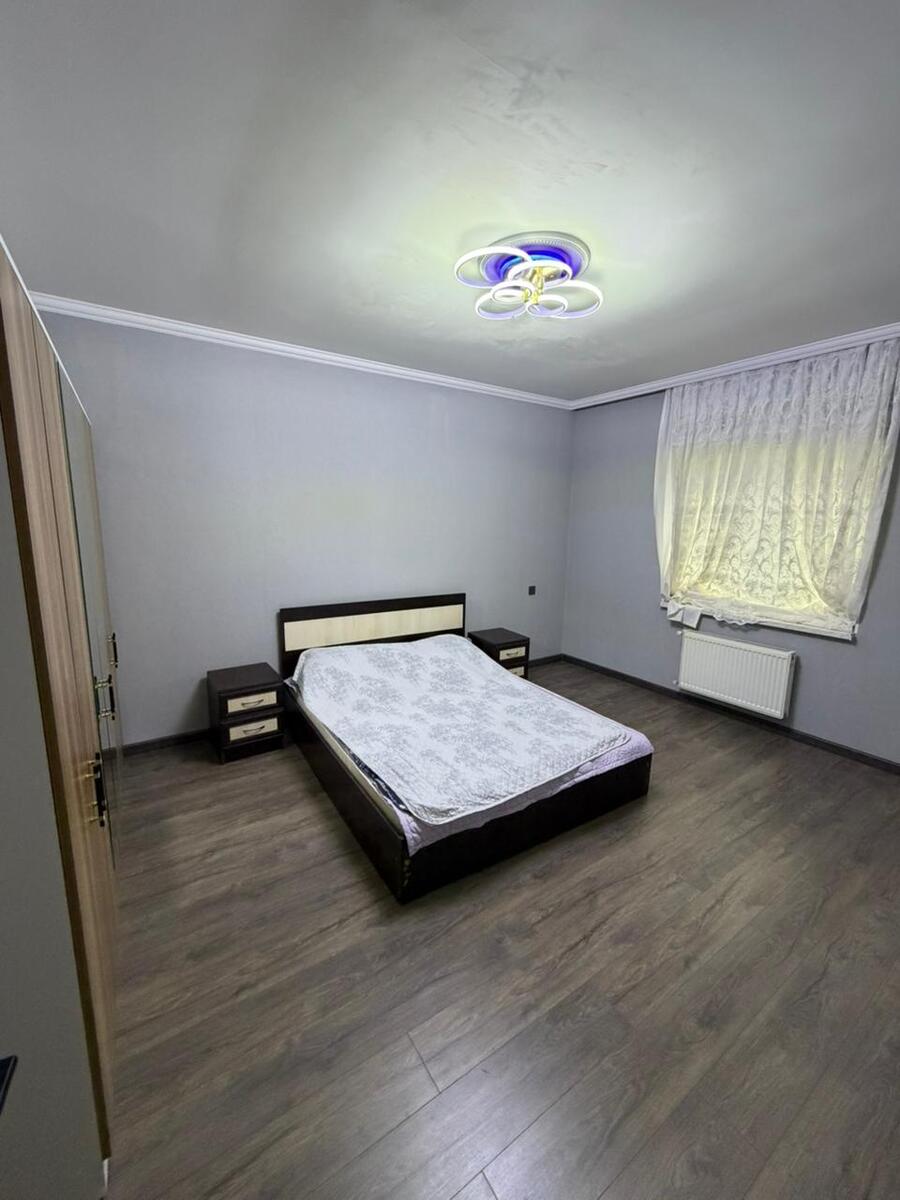 Satılır 7 otaqlı həyət evi/bağ evi 250 m² — Ev, villa, Bakı (9)