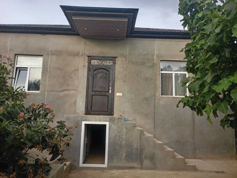 Satılır 3 otaqlı həyət evi/bağ evi 100 m² — Bakı