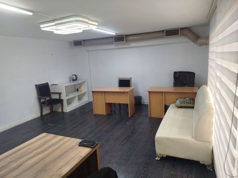 İcarəyə verilir 1 otaqlı ofis 30 m² — Bakı