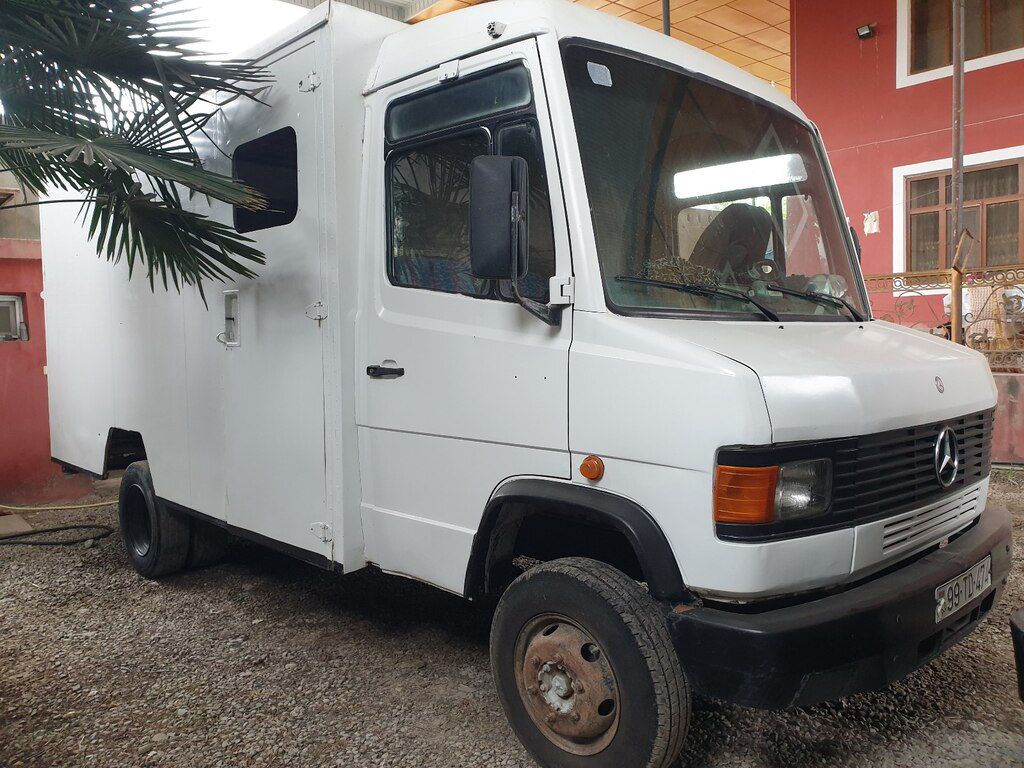Mercedes 609 D, 2.4 L, 1991 il, 357 577 km 99-TD-474 — Yük maşınları, Şəmkir (6)