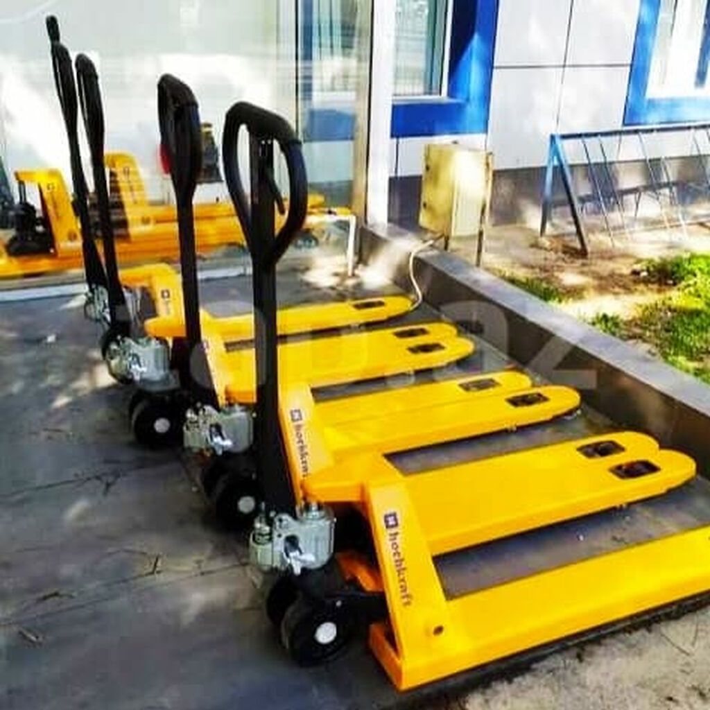 Transpalet Yükgötürmə qabiliyyəti - 2500kq Ölçüləri: ümumi eni — Anbar avadanlığı, Bakı (4)