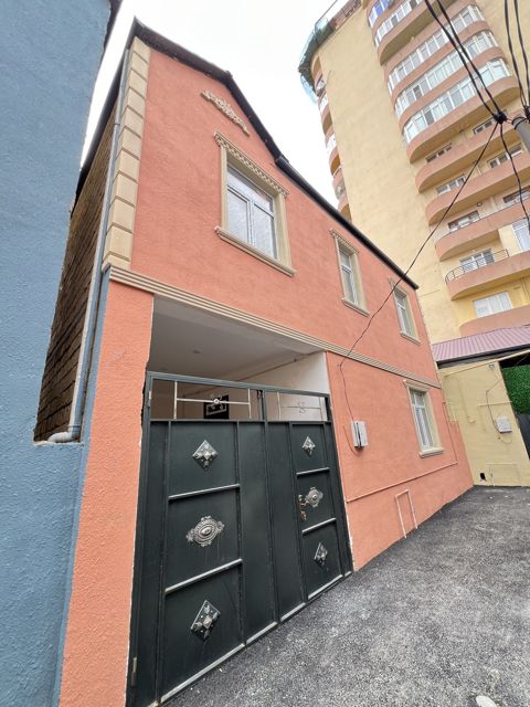 Satılır 4 otaqlı həyət evi/bağ evi 120 m² — Xırdalan