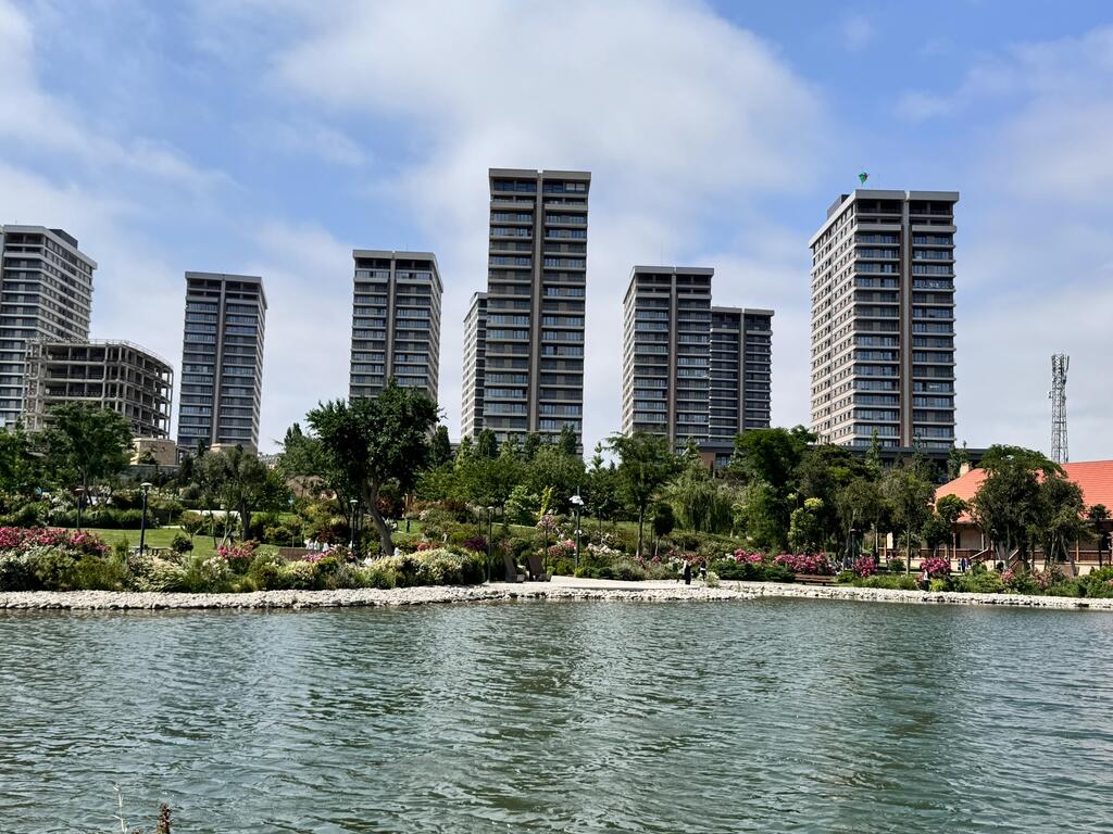 Satılır 3 otaqlı yeni tikili 190 m² — Mənzil, Bakı (3)