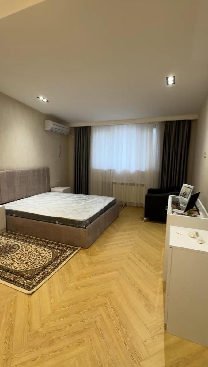 Satılır 5 otaqlı yeni tikili 250 m² — Mənzil, Bakı (6)