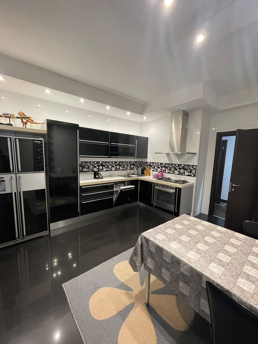 İcarəyə verilir 3 otaqlı yeni tikili 130 m² — Mənzil, Bakı (10)