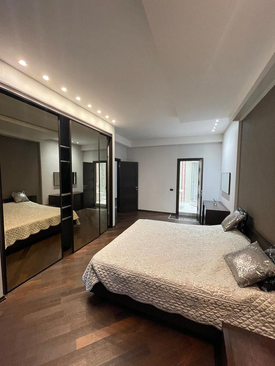 İcarəyə verilir 3 otaqlı yeni tikili 130 m² — Mənzil, Bakı (8)
