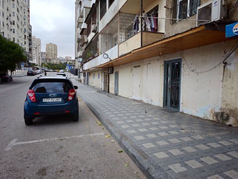 Yasamal rayonu Bala-bala Məcidov 47 ikinci paralel. Nizami metrosu — Bakı