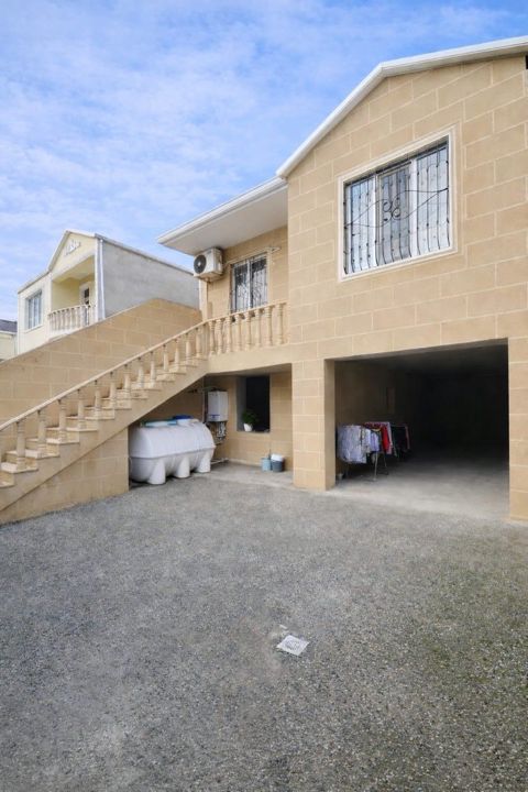Satılır 5 otaqlı həyət evi/bağ evi 112 m² — Bakı