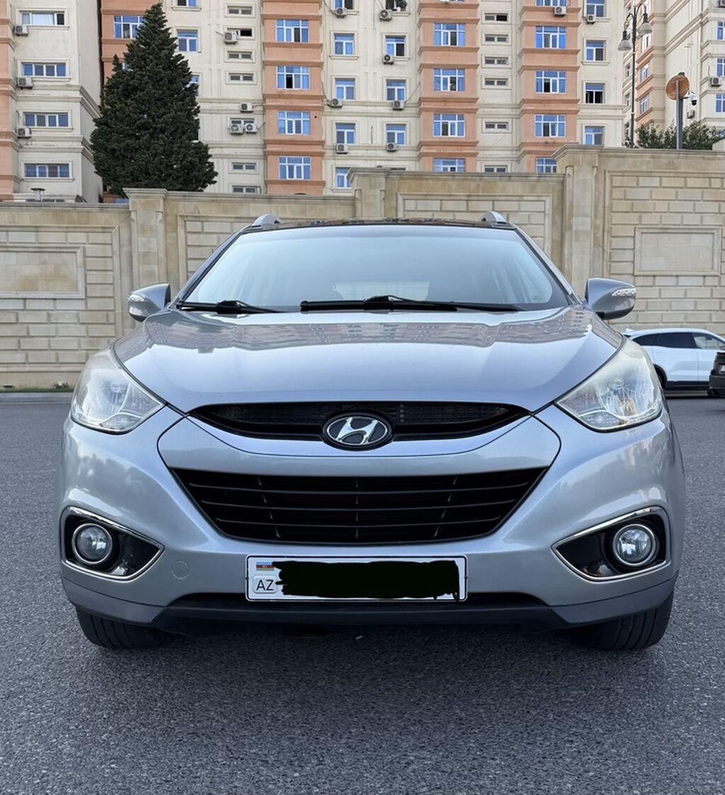 Hyundai ix35 Limited 4WD – gümüş rəngli şəhər/krosover. Texniki və — Avtomobillər, Bakı (2)