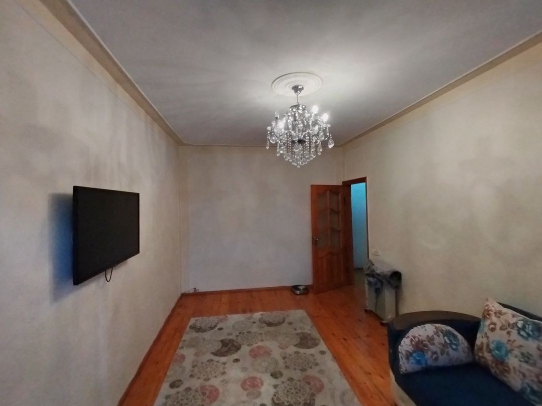 İcarəyə verilir 2 otaqlı köhnə tikili 65 m² — Mənzil, Bakı (9)