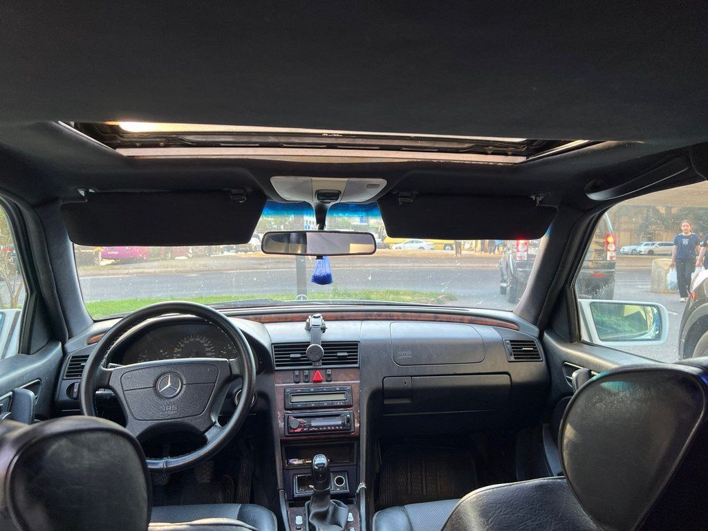 Mercedes C 240, 2.4 L, 1998 il, 555 846 km 38-BJ-370 — Avtomobillər, Bakı (11)
