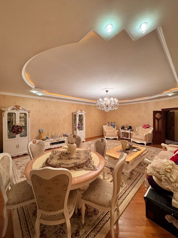 Satılır 4 otaqlı yeni tikili 205 m² — Mənzil, Bakı (2)
