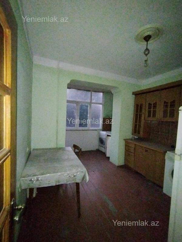 Satılır 4 otaqlı Bina evi menzil (Köhnə tikili), 100 m², Xətai rayonu — Mənzil, Bakı (4)