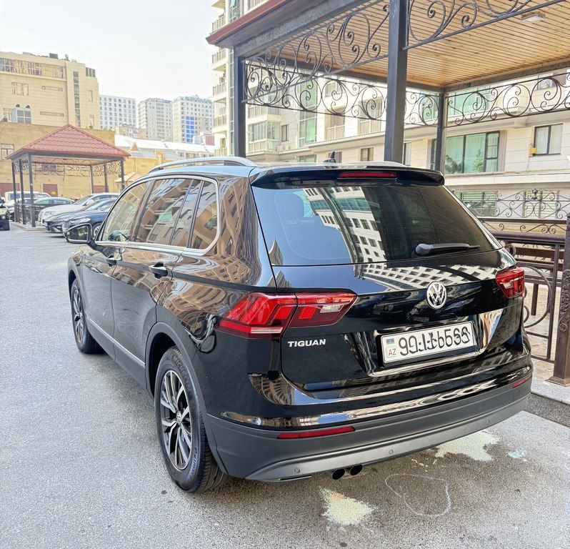 Volkswagen Tiguan, 1.4 L, 2020 il, 45 000 km — Avtomobillər, Bakı (8)