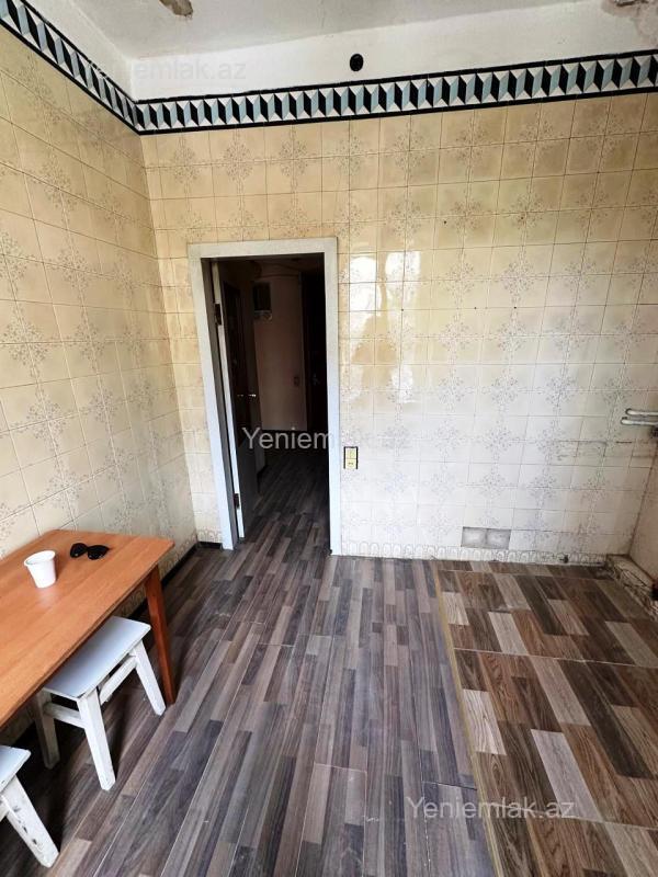 Satılır 3 otaqlı Bina evi menzil (Köhnə tikili), 80 m², Yasamal rayonu — Mənzil, Bakı (10)