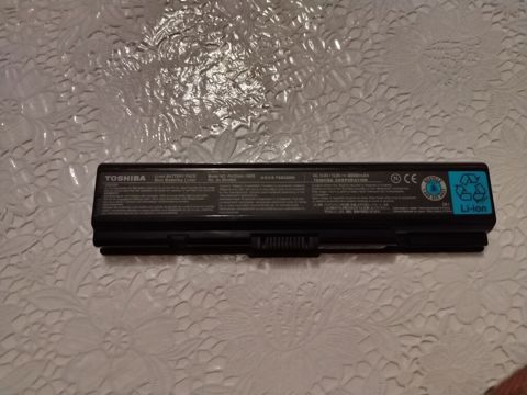 Toshiba noutbukları üçün orijinal Li-ion batareya - Brend: Toshiba — Bakı