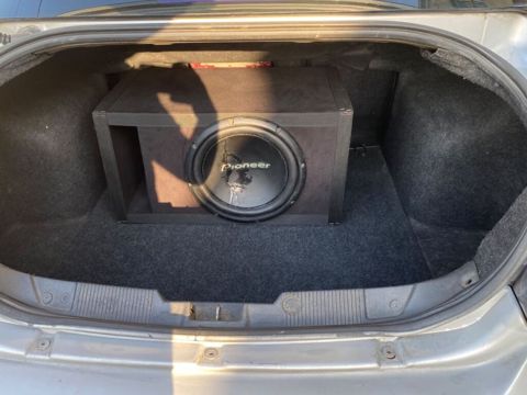 Salam.Pioneer Basavik satilir 1400 Wat 400 rms Labribt Qutu Qarsigdi — Bakı