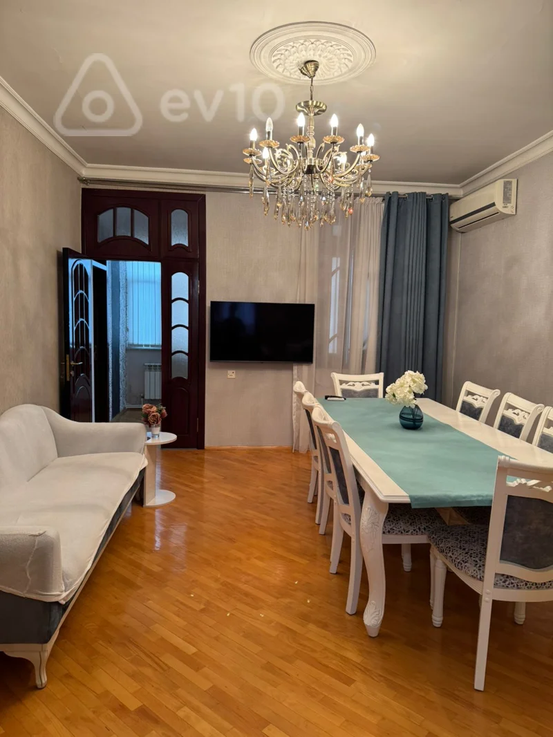 4 otaqlı mənzil, 90 m², M.Abbasov — Bakı