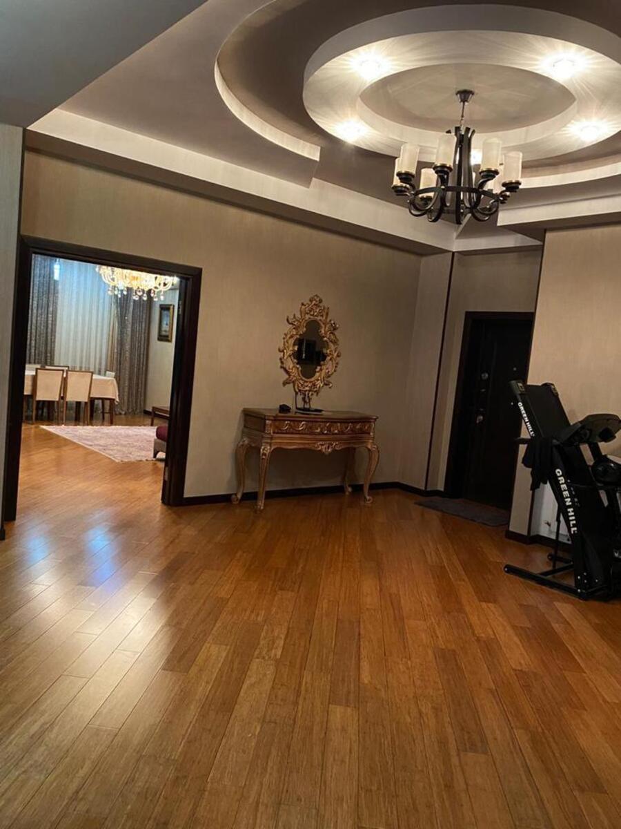Satılır 3 otaqlı yeni tikili 148 m² — Mənzil, Bakı (2)
