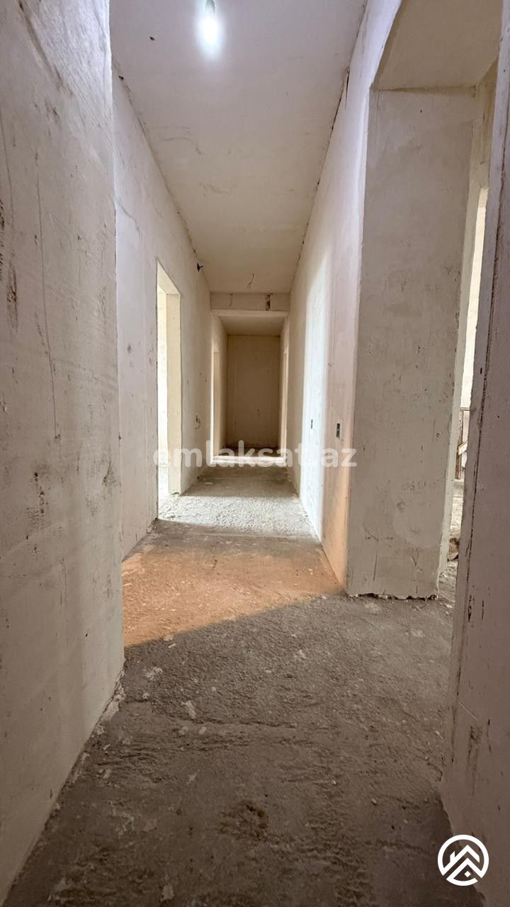 Satılır 4 otaq köhnə tikili 110 m², Xalqlar dostluğu metrosu — Mənzil, Bakı (7)