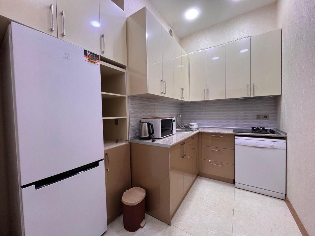 İcarəyə verilir 2 otaqlı yeni tikili 65 m² — Mənzil, Bakı (10)