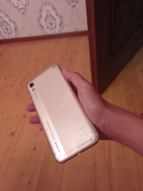 Honor 7A, rəng - Qızılı, Sensor — Digah