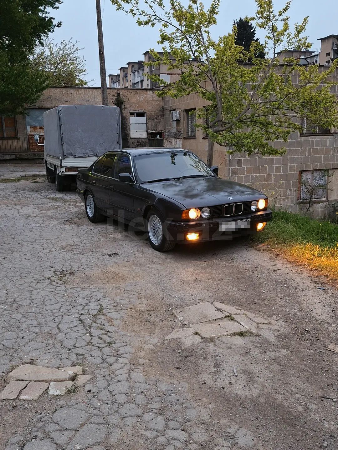 1991 BMW 520, 1991, 350,000 km 90-LY-325 — Avtomobillər, Bakı (8)