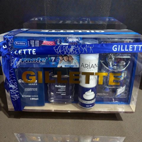 Üz və bədən üçün qulluq kosmetikası dəsti Gillette — Bakı