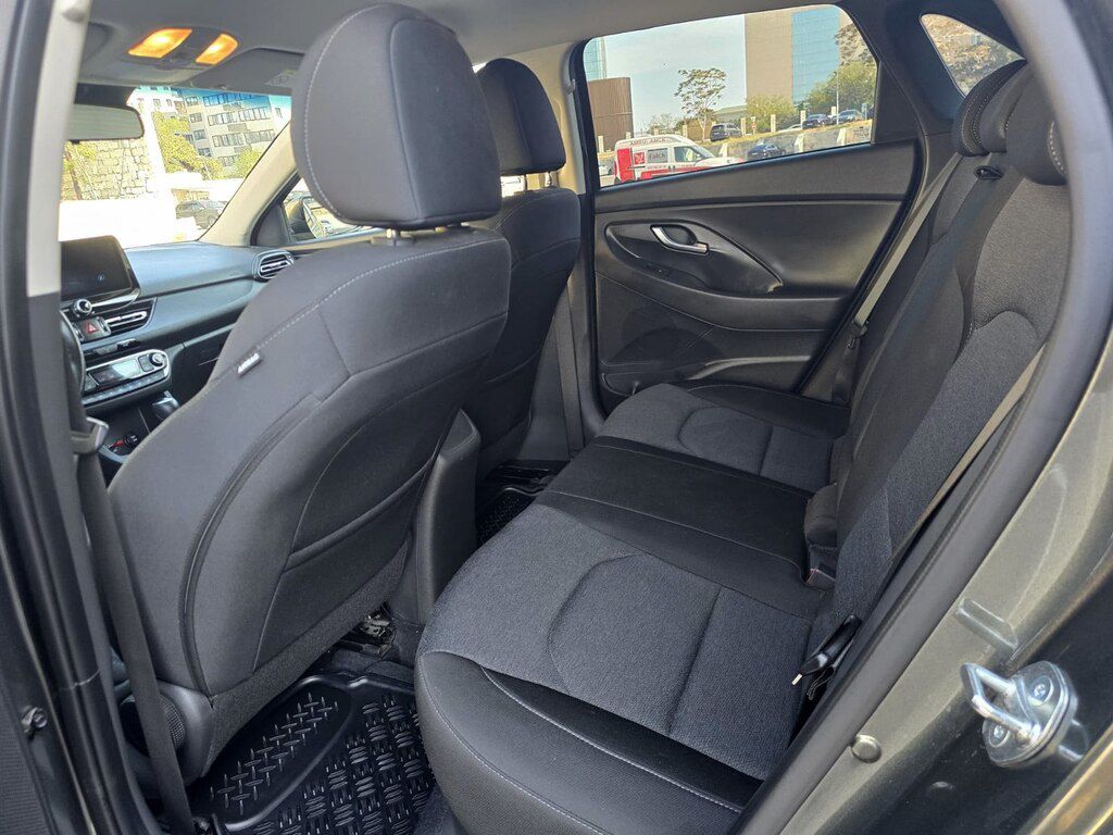Hyundai i30, 1.0 L, 0.44 kWh, 2023 il, 38 000 km — Avtomobillər, Bakı (11)